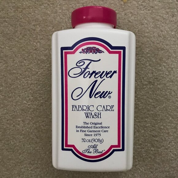 FOREVER NEW Fabric Care Wash – Large Size - 32oz Powder (2 lbs) - Picture 1 of 2